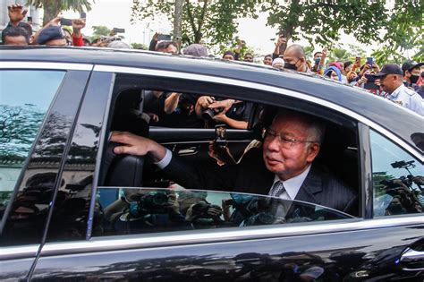 Hermès Bags and Millions in Cash: The Fall of Malaysia’s Najib 